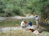 Descanso y almuerzo a orillas del río